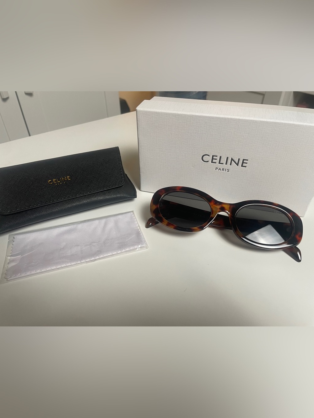 Celine Triomphe CL40194U Tortoise Sunglasses Brown Lenses Excellent Condition